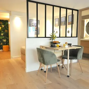 4 Personnes- - Monaco - Plages - Neuf Menton